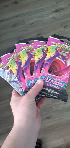 Customer photo review of Pokemon Fusion Strike Sleeved Booster Pack (Random Art)