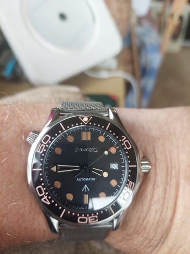 Customer photo review of SEIKOMASTER JAMES BOND