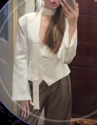 Customer photo review of Angelina Blazer
