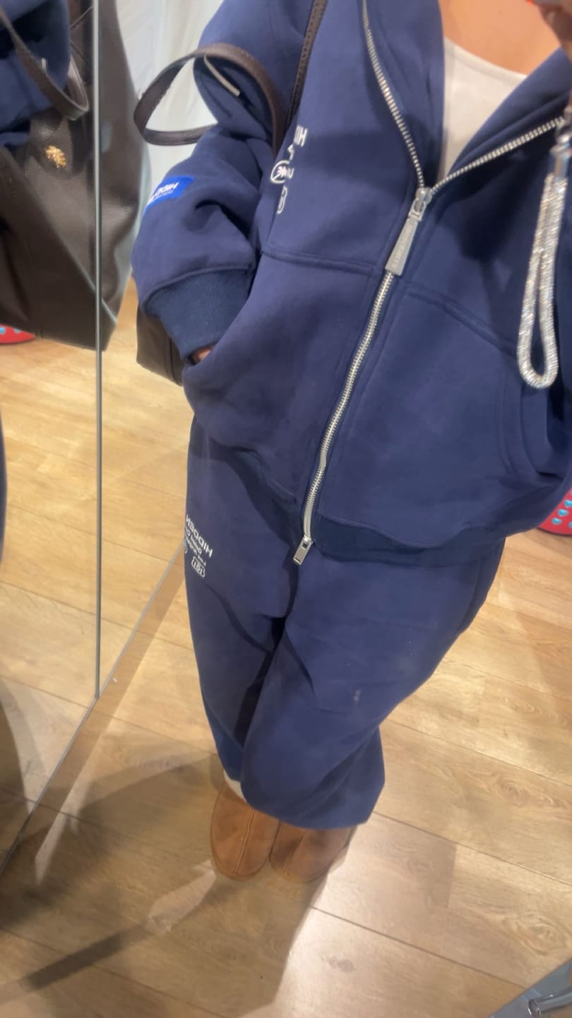 Customer photo review of LABEL STRAIGHT LEG SWEATPANTS NAVY