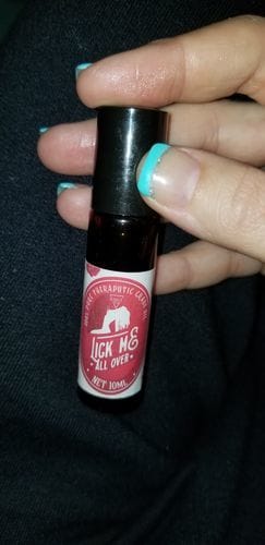 Customer photo review of Bargz Lick Me All Over Perfume Oil, Exotic Fragrance, Lovely Raspberry And Melon Aromas With A Touch Of Vanilla - Flat Cap