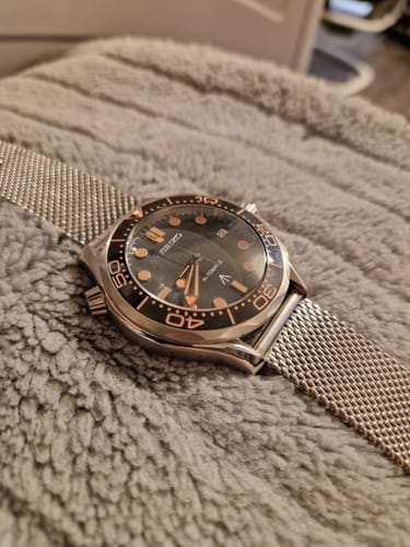 Customer photo review of SEIKOMASTER JAMES BOND