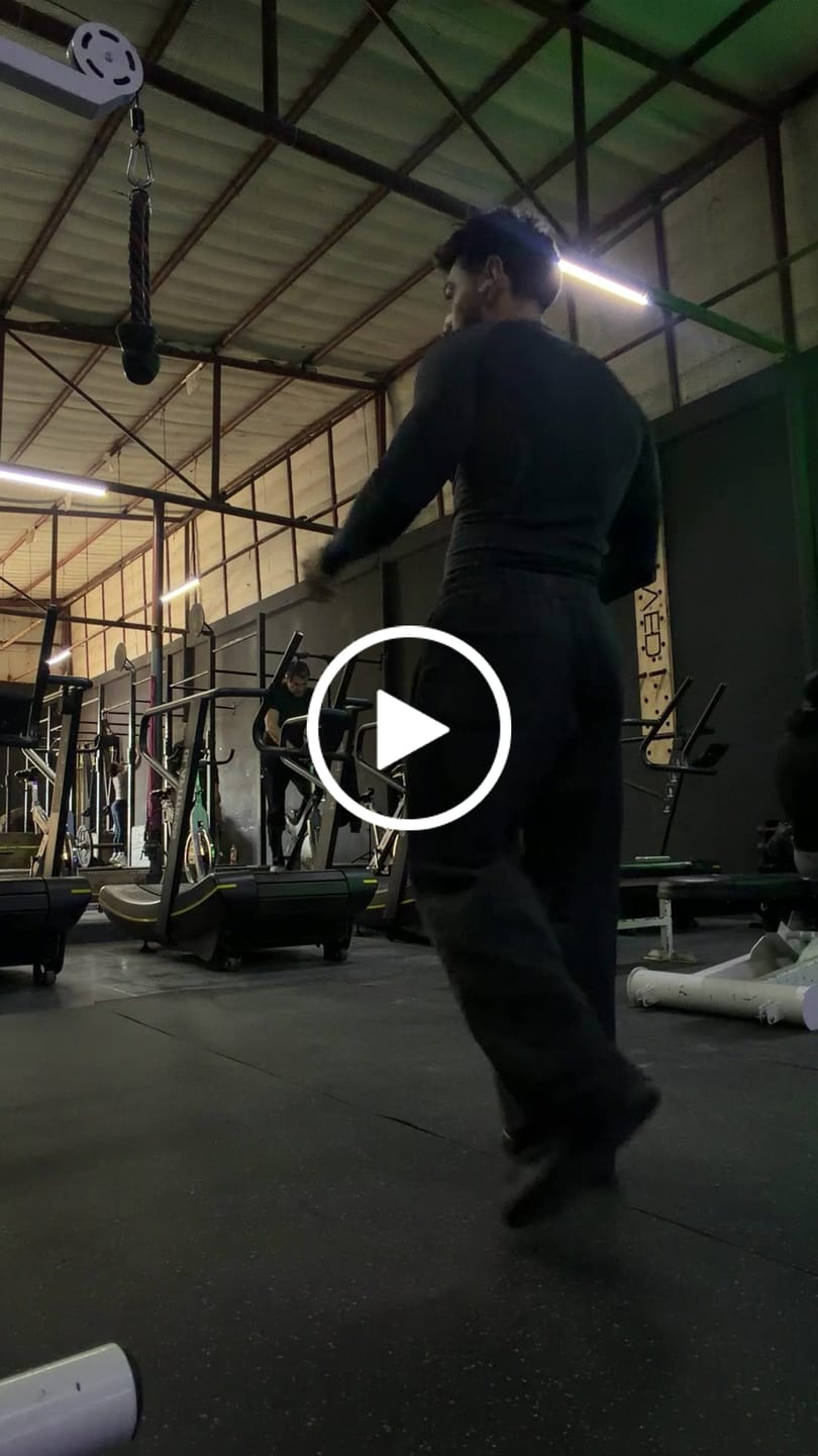 Customer video review of 8004 - Batman Compression Longsleeves