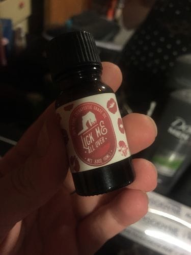 Customer photo review of Bargz Lick Me All Over Perfume Oil, Exotic Fragrance, Lovely Raspberry And Melon Aromas With A Touch Of Vanilla - Flat Cap