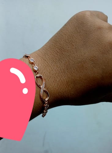 Customer photo review of Noelle Infinity Bracelet