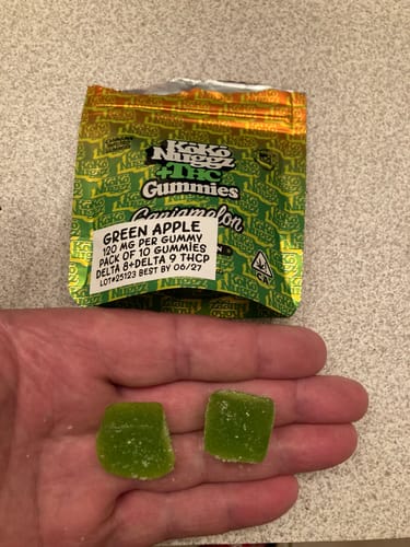 Customer photo review of Green Apple THC GUMMIES 1200mg 10 CT