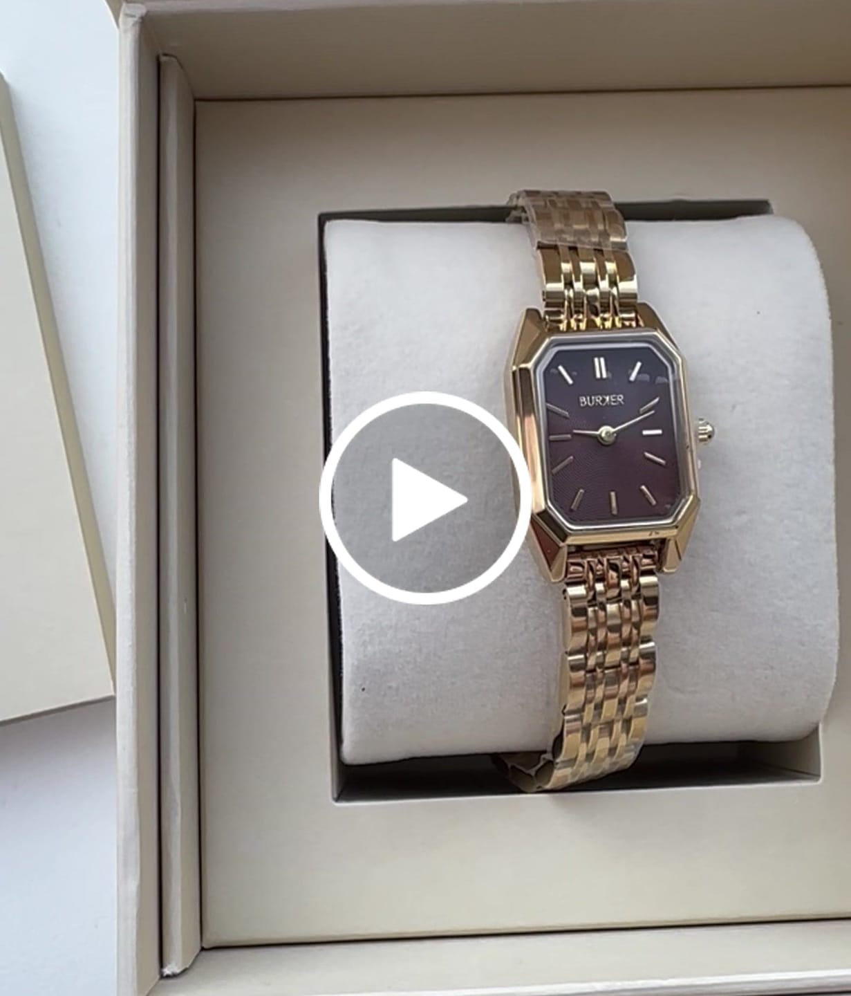 Customer video review of Isabell Petite Gold Burgundy
