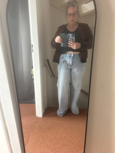 Customer photo review of Curve-Hugging Wide Leg – Mid Rise – Ocean Blue