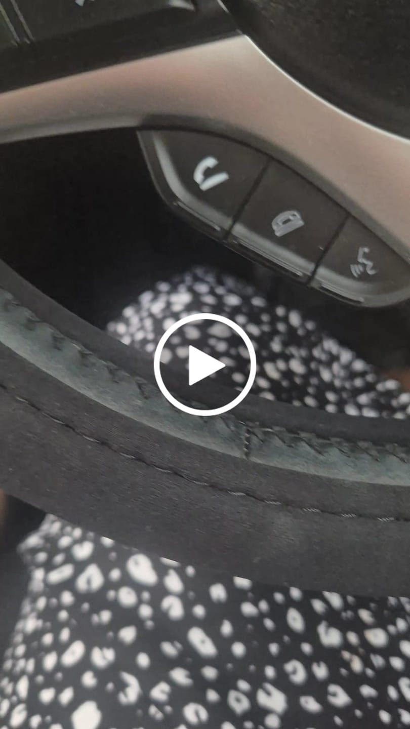 Customer video review of Sharkskin Universal Steering Wheel Cover