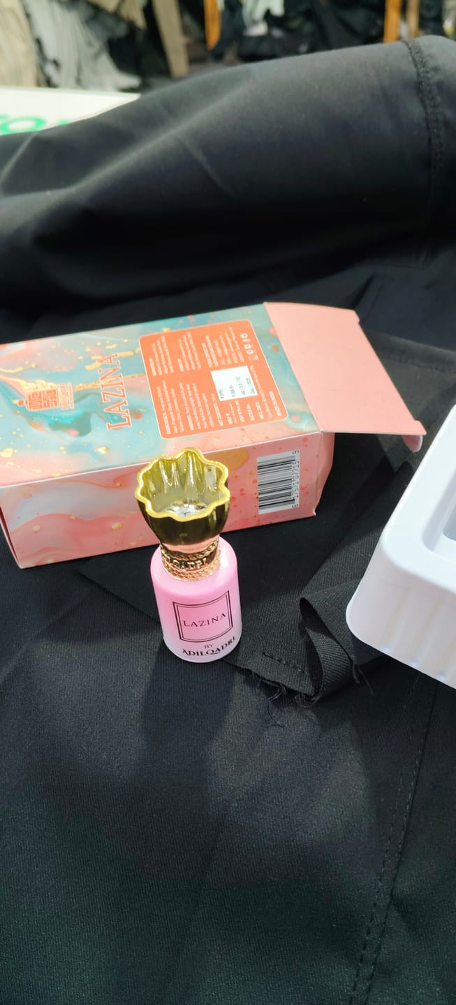 Customer photo review of Lazina Luxury Attar Perfume 5.5 ML