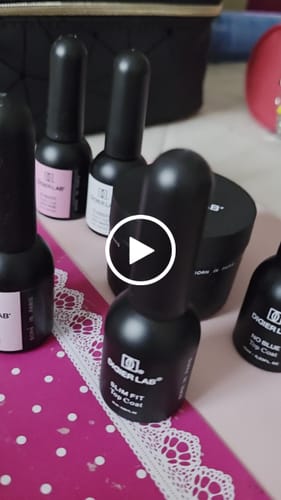 Customer video review of Top coat Semi-Permanent Slim Fit No Wipe Didier lab 10ml