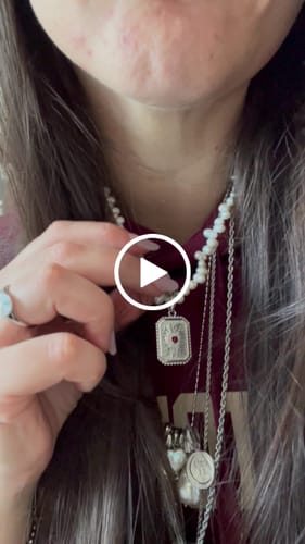 Customer video review of Collana "Gocce di Luna"