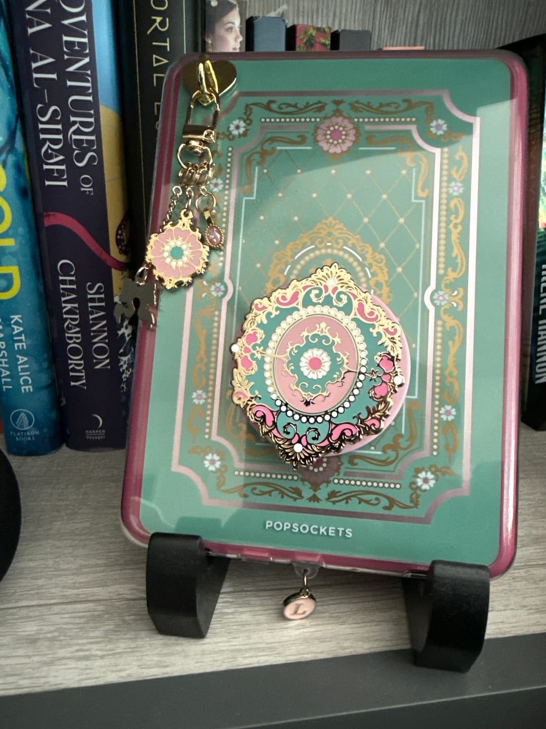 Customer photo review of Antoinette eReader Sticker Insert
