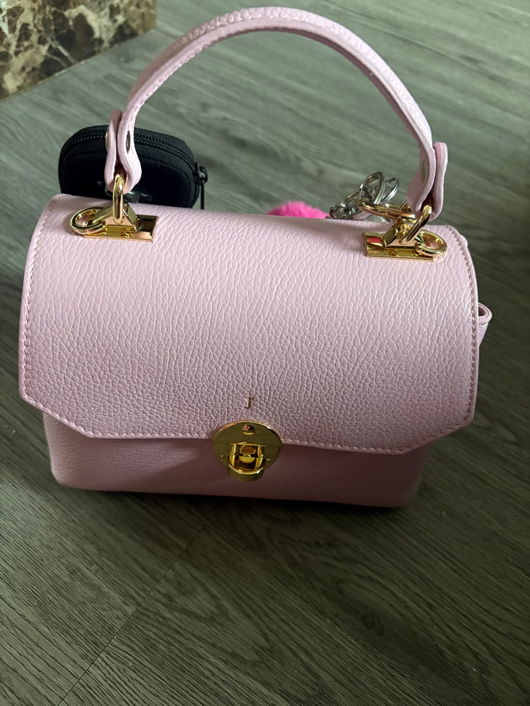 Customer photo review of The Lucinda Top Handle Bag