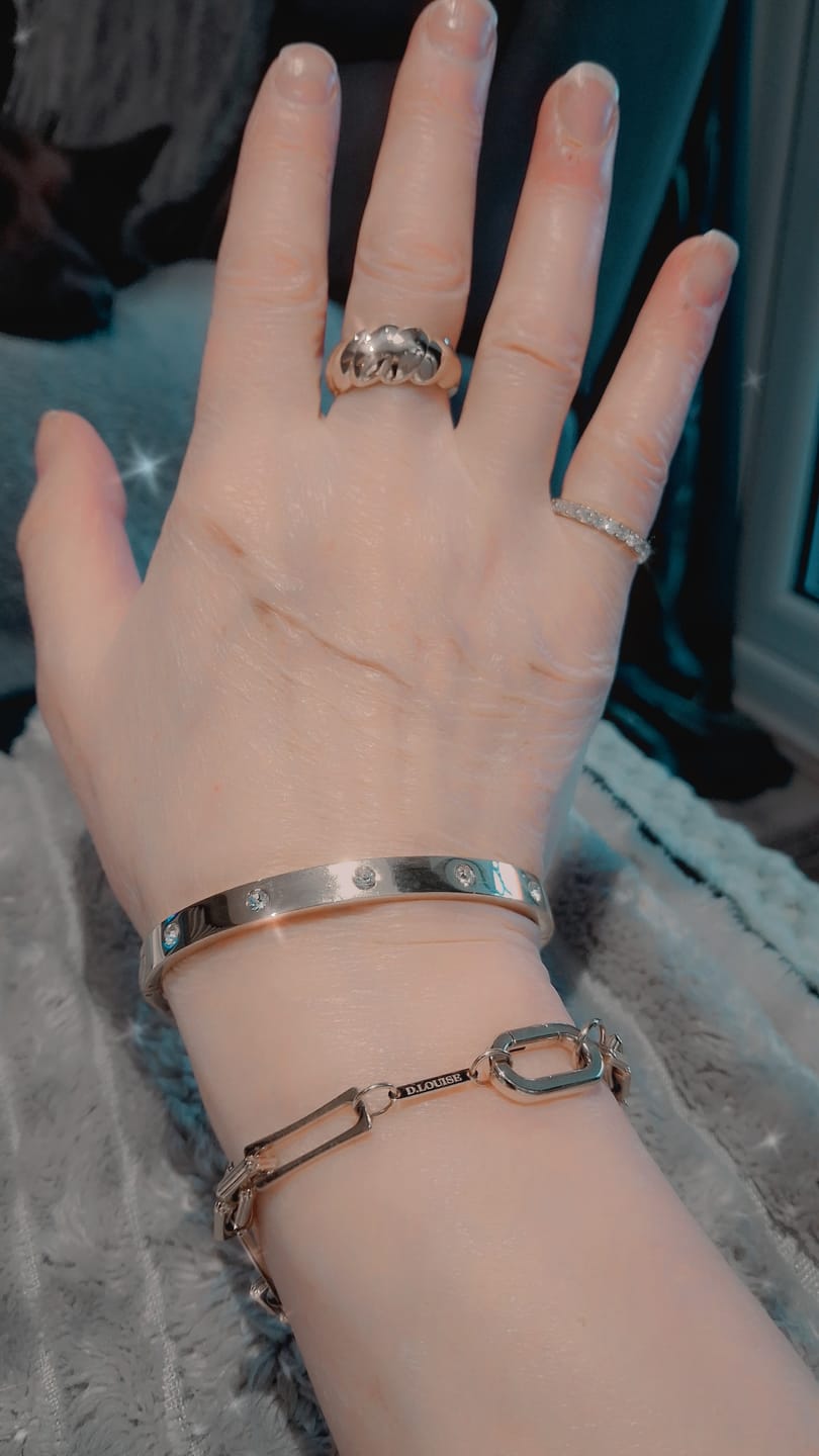Customer photo review of Chunky Valencia Ring