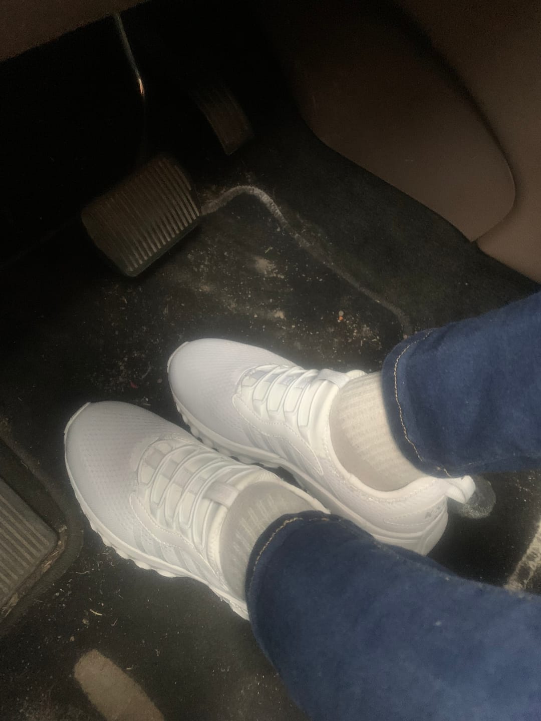 Customer photo review of 99085-911-M | TUBES SLIP-ON | WHITE/GLACIER GRAY