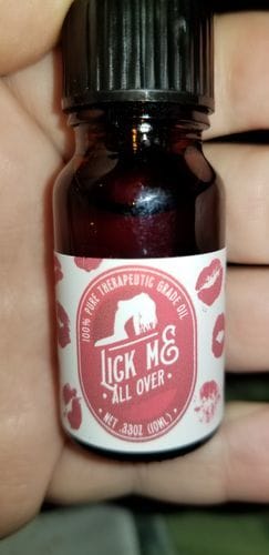 Customer photo review of Bargz Lick Me All Over Perfume Oil, Exotic Fragrance, Lovely Raspberry And Melon Aromas With A Touch Of Vanilla - Flat Cap