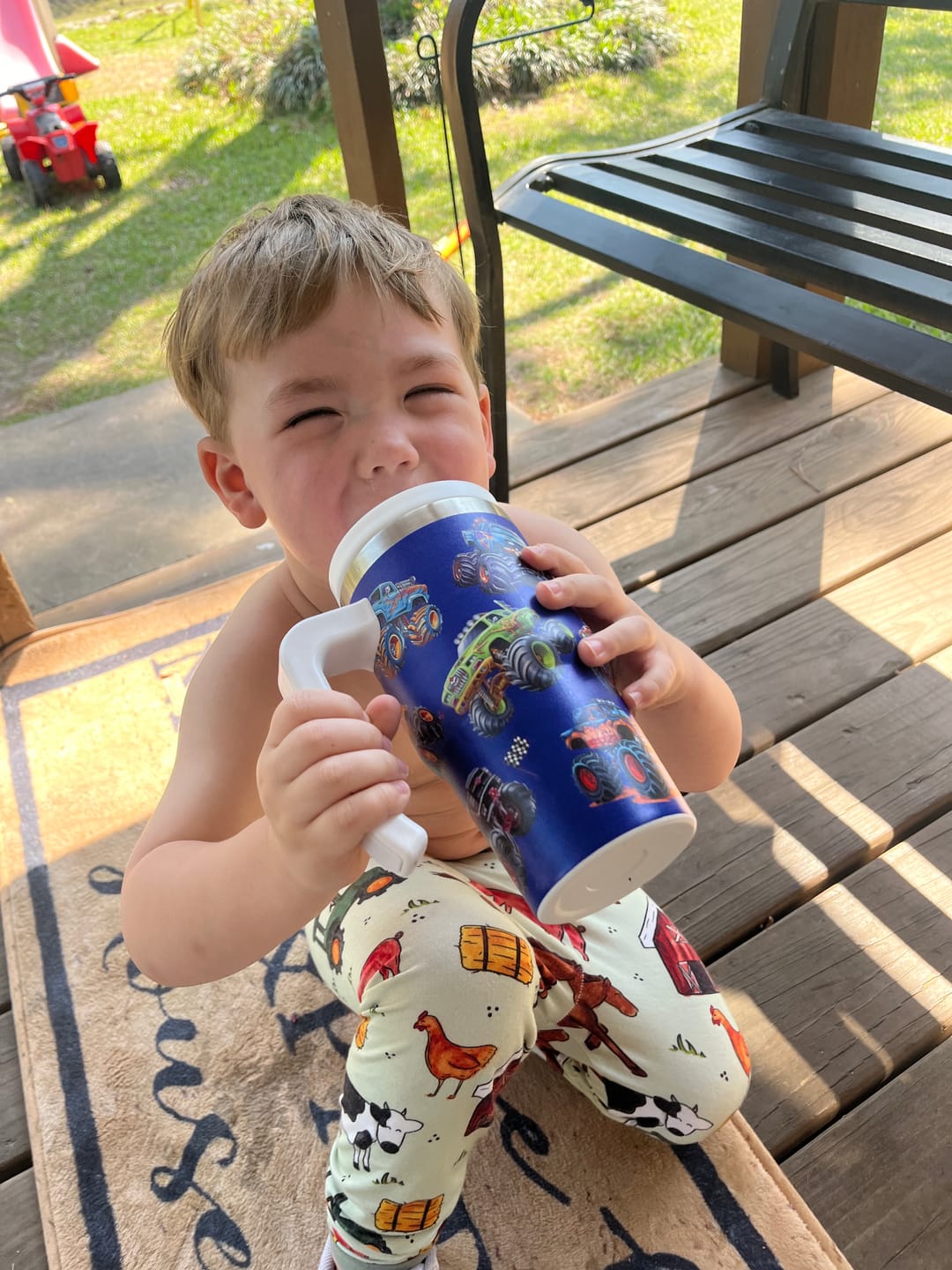 Customer photo review of Monster Truck Spill Proof Kids CREWCUP 20oz