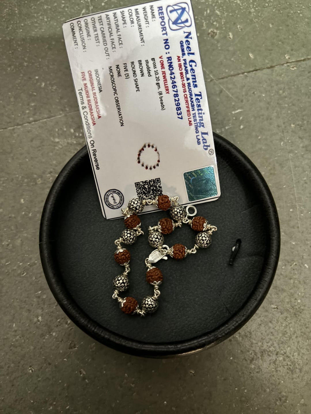 Customer photo review of Silver Patterned Rudraksha Bracelet
