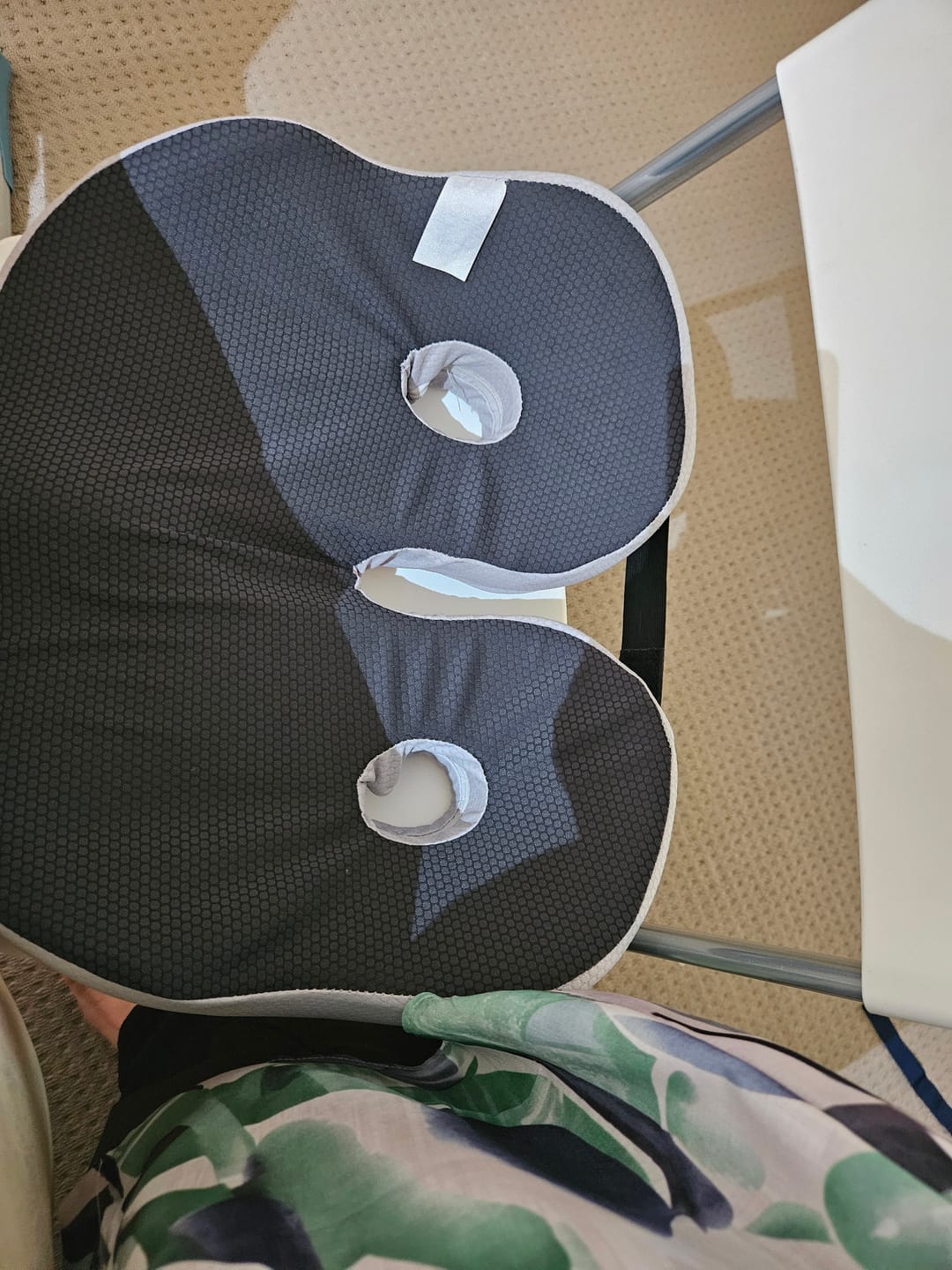 Customer photo review of Sciatica Relief Seat Cushion