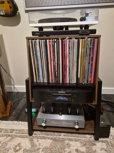 Customer photo review of Eiffel RS05 Record Player Stand