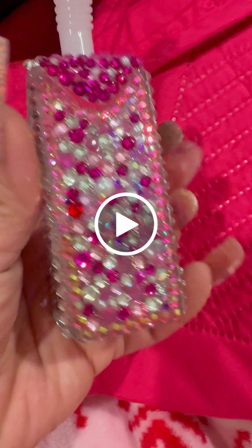 Customer video review of Juice Box Bubbler