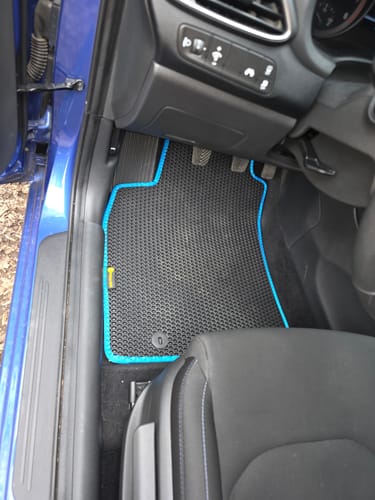 Customer photo review of Auto Fußmatten nach Maß - Komplettset