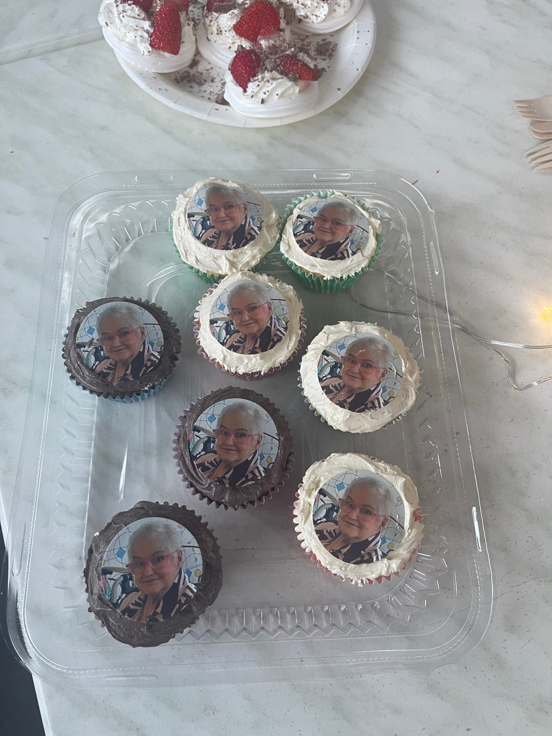 Customer photo review of 15 x 5 cm Pre-cut Standard Cupcake Custom Edible Icing Images
