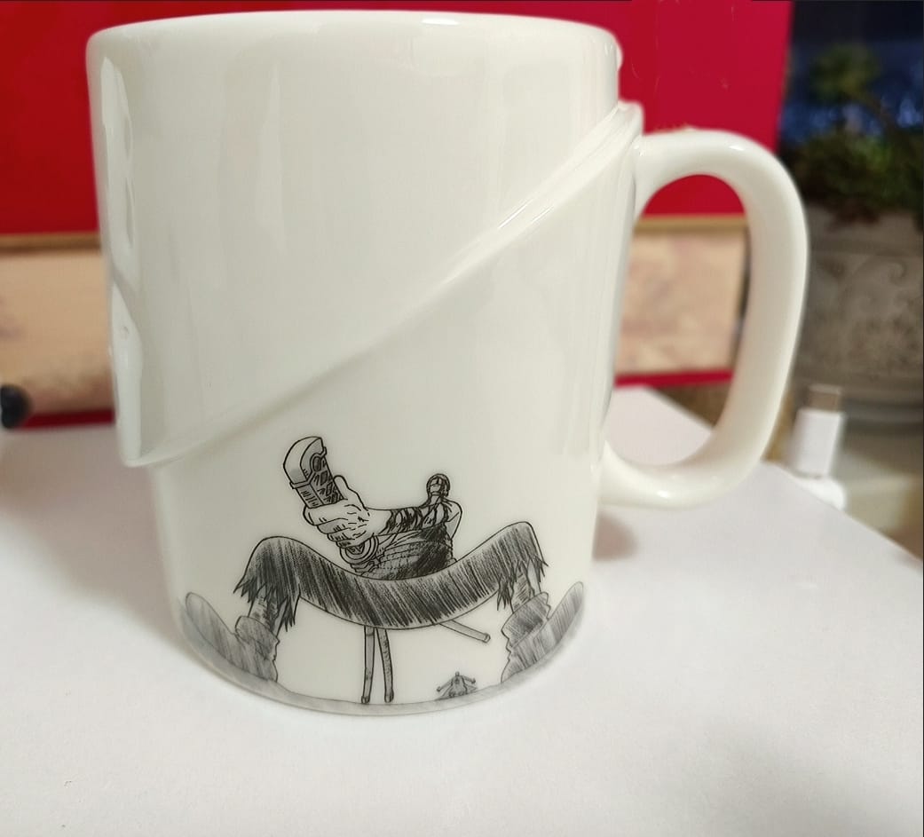Customer photo review of Shishi Sonson Zoro Sliced In Half Mug