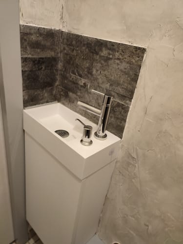 Customer photo review of Pierre Naturelle Parement Adhésive Gris New York Brillant
