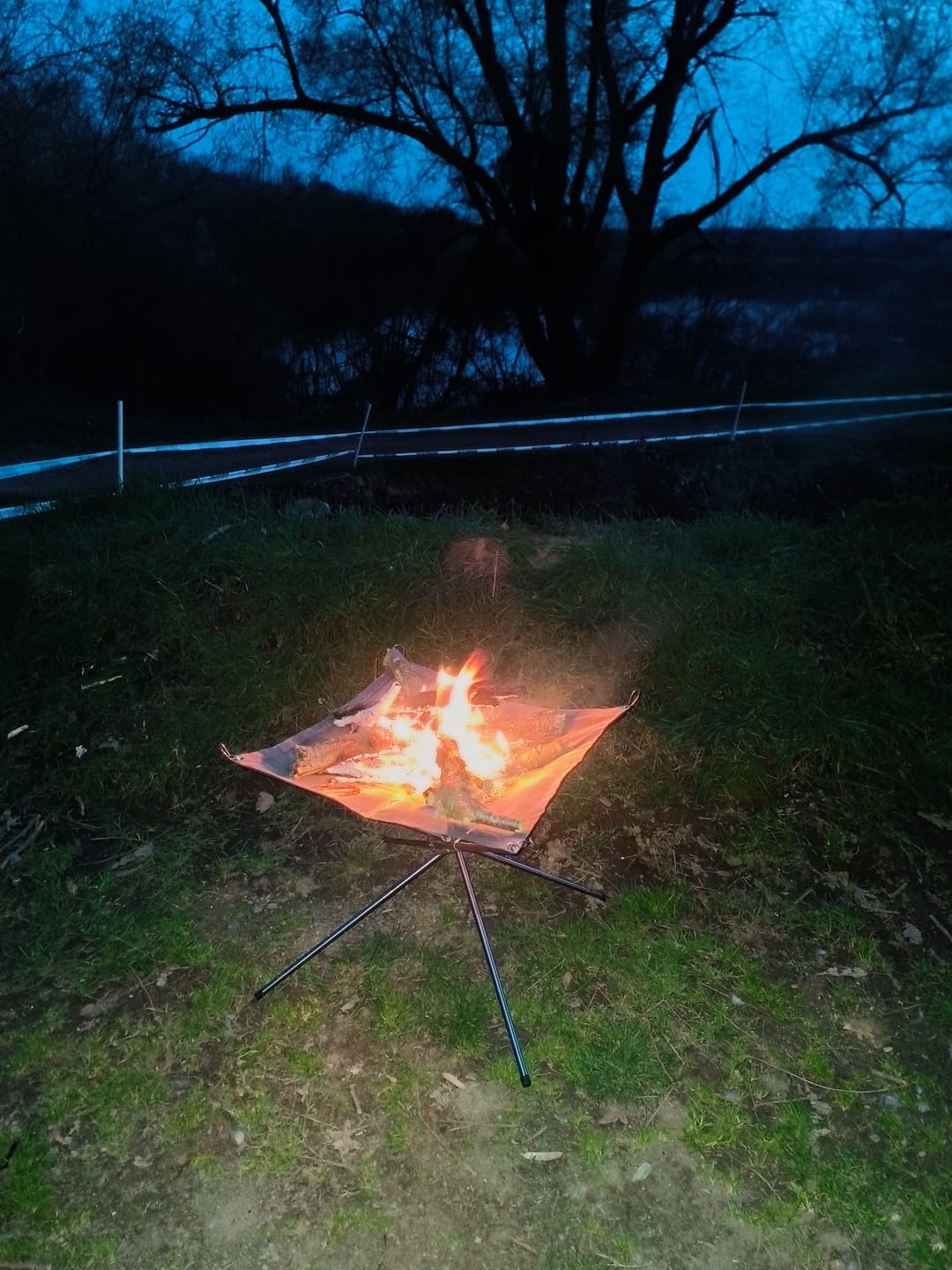 Customer photo review of Support Feu De Camp