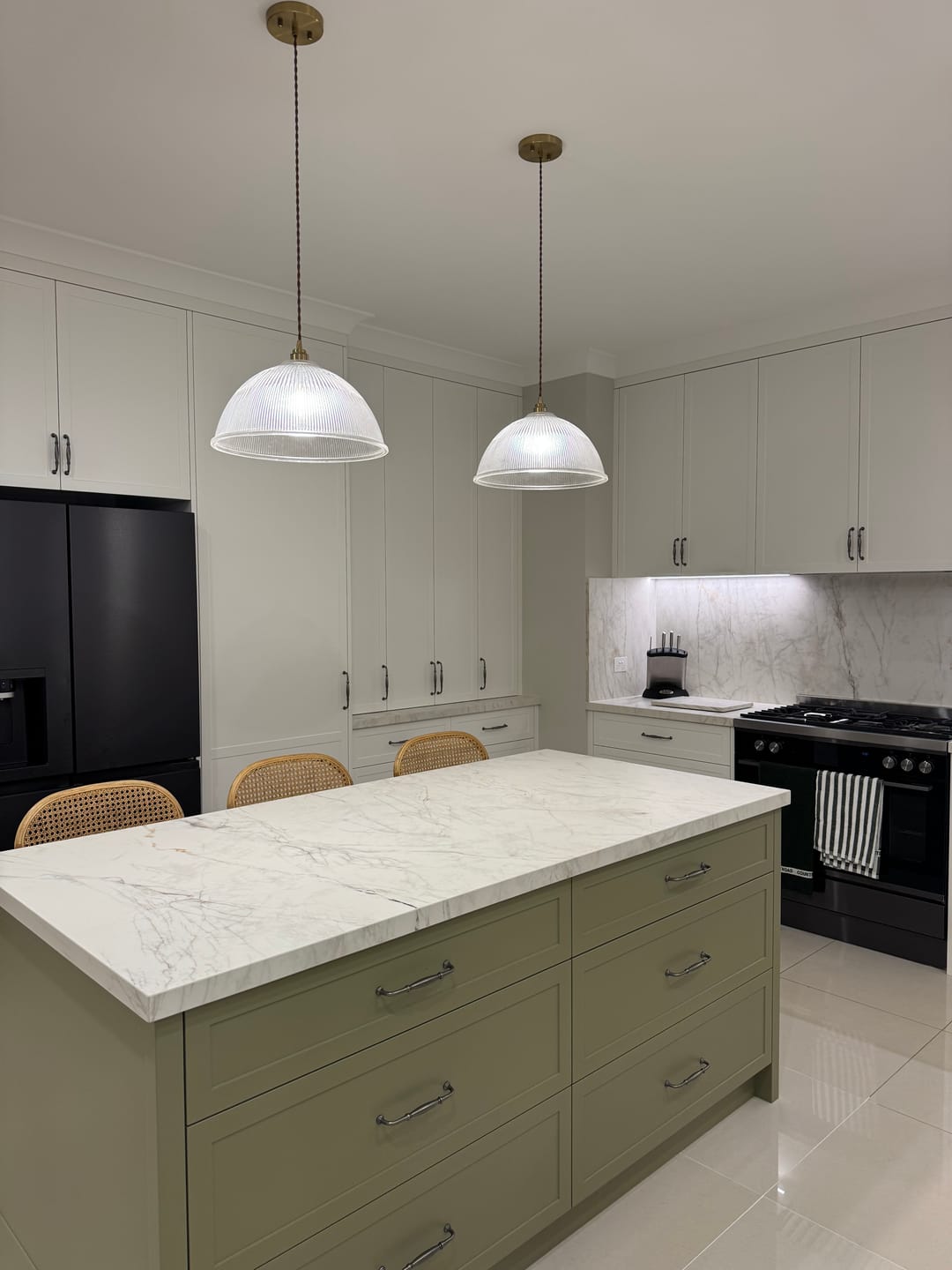 Customer photo review of Farmhouse Industrial 1-Light Clear Ribbed Dome Shape Glass Pendant Light