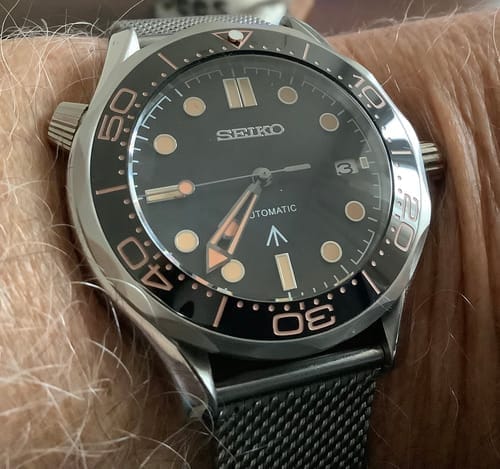 Customer photo review of SEIKOMASTER JAMES BOND