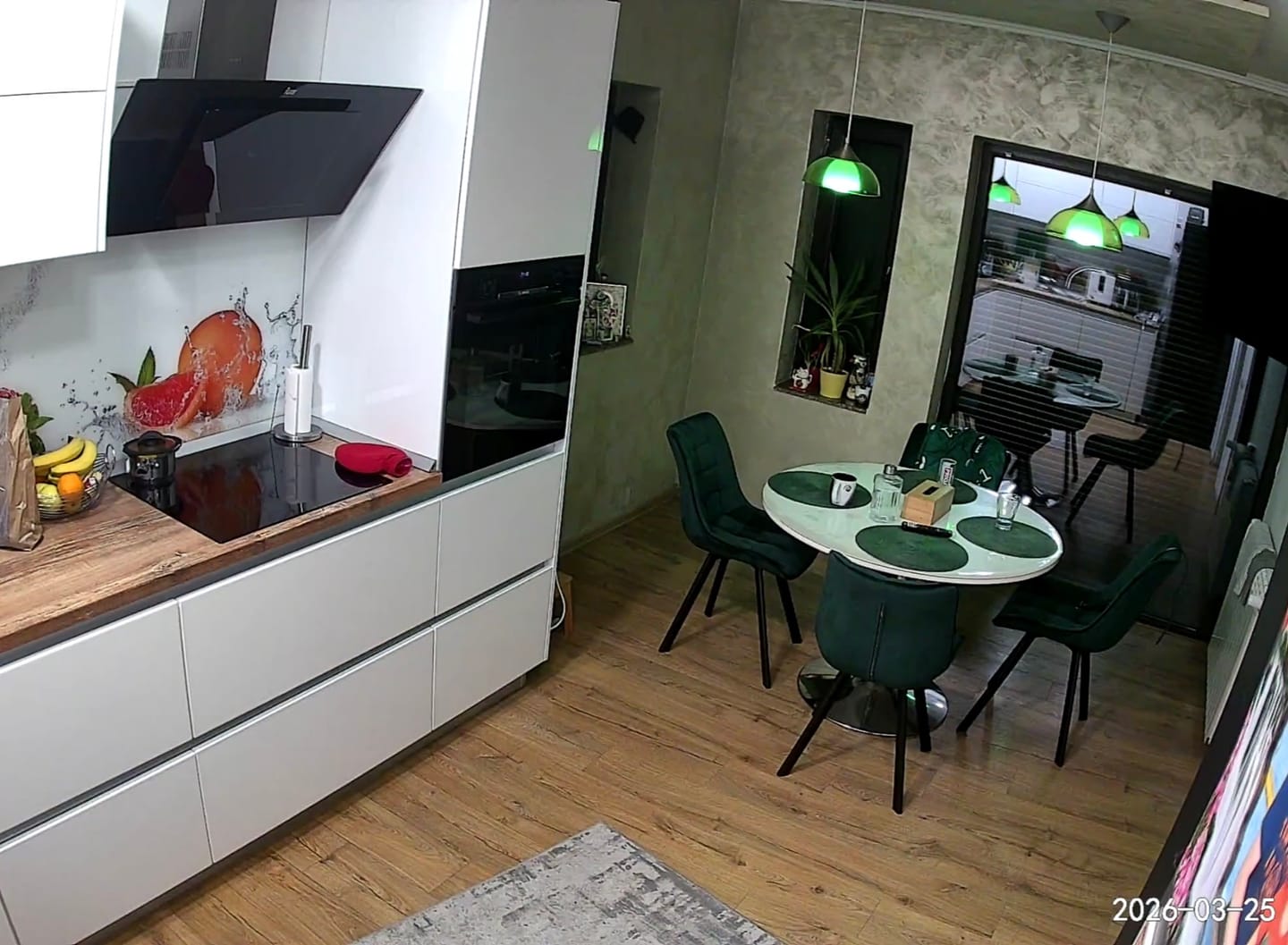 Customer photo review of Scaun K332, verde inchis/negru, stofa catifelata/metal, 46x61x84 cm