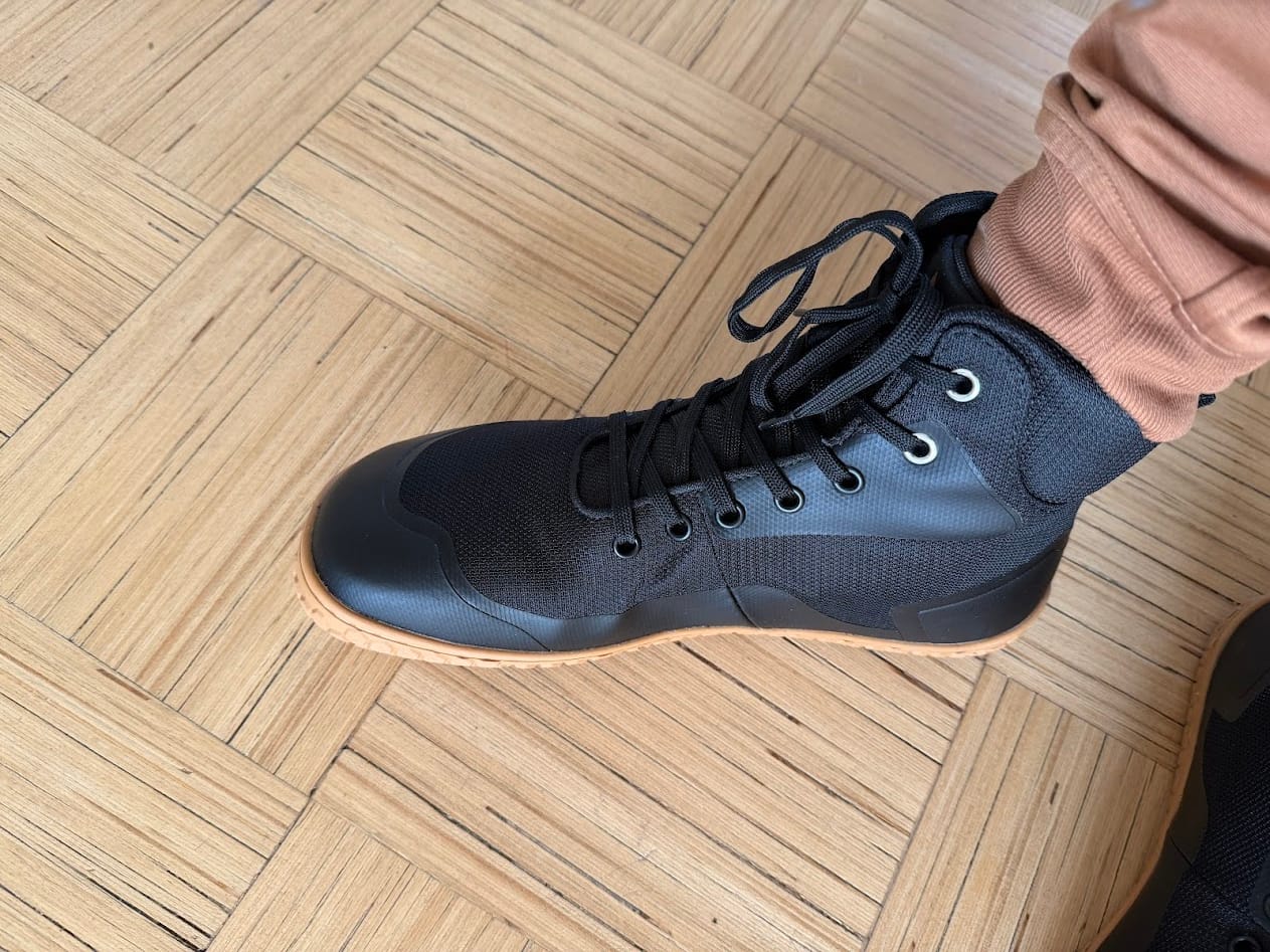 Customer photo review of Vaistoa Tuohi 2 | Barefoot Light Hiking Shoes