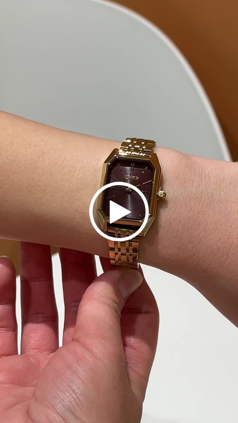 Customer video review of Isabell Gold Burgundy
