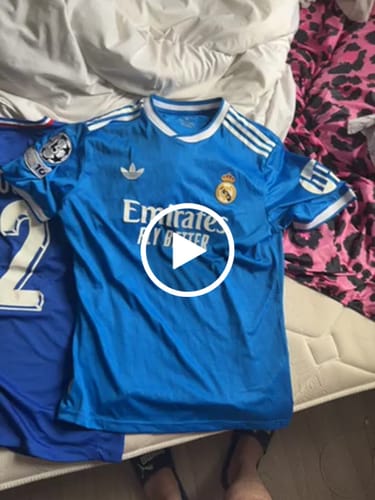 Customer video review of 25/26 Maillot Real Madrid Third player