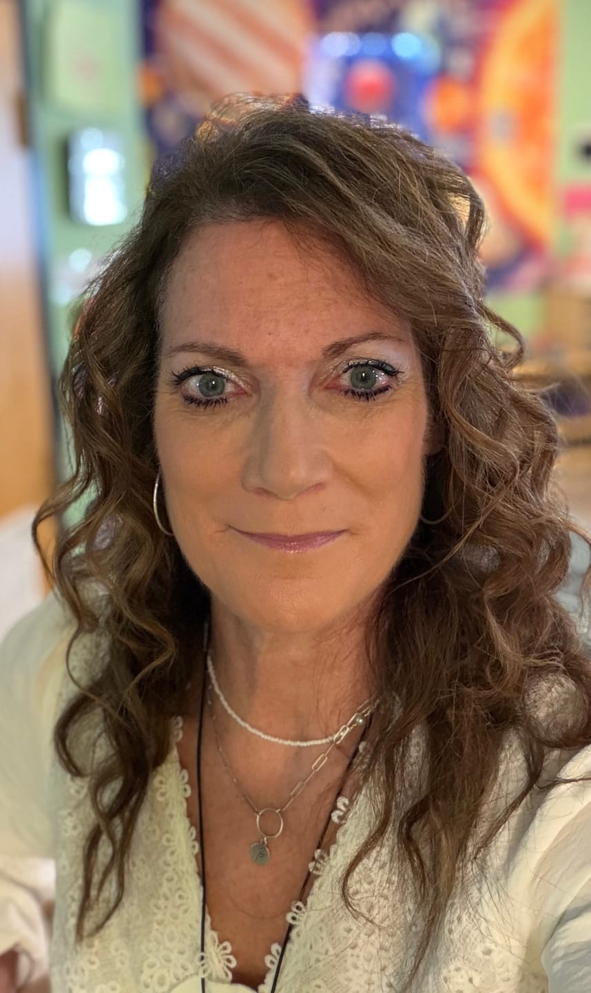 Customer photo review of Freshwater Pearl Necklace (4 Color Options)