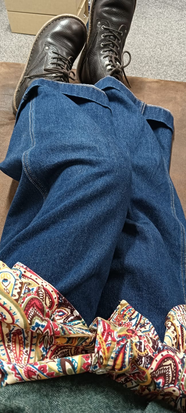 Customer photo review of Denim Sunday Jeans