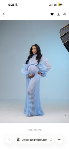 Customer photo review of Fashion Organza Pleated  Maternity Dress for Photo Shoots Dress for Pregnancy Photo Shoot YW230726