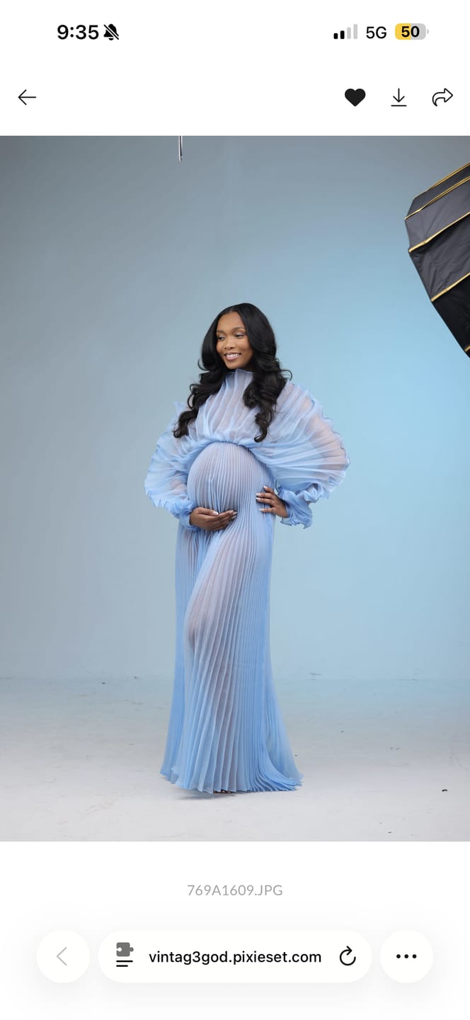 Customer photo review of Fashion Organza Pleated  Maternity Dress for Photo Shoots Dress for Pregnancy Photo Shoot YW230726