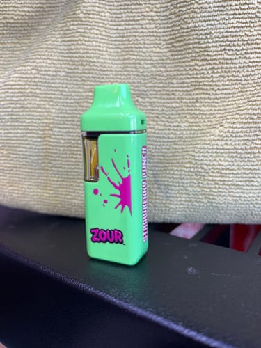 Customer photo review of STRAWBERRY PUNCH 1.5ML VAPE