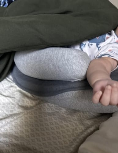 Customer photo review of Lullé Nest — Reflux Relief Pillow