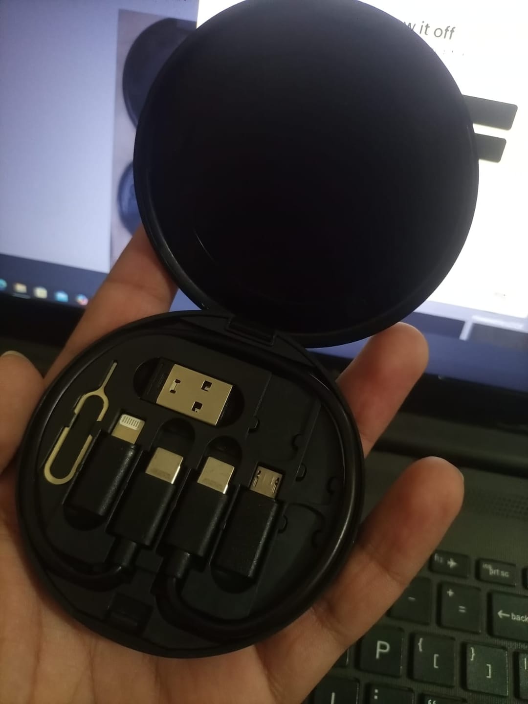 Customer photo review of TechMate (5 in 1 Charger, SIM Tool & Holder)