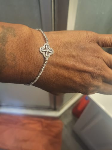 Customer photo review of Floral Rhinestones Crystal Beaded Bracelets