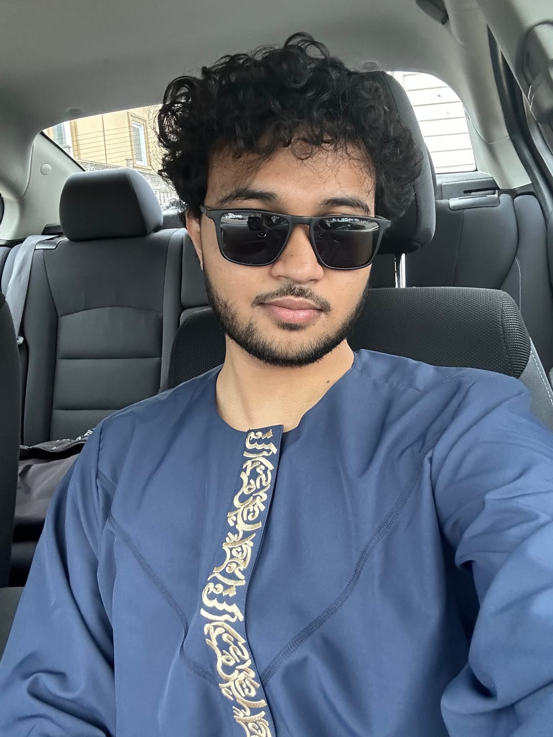 Customer photo review of Emirati Thobe Embroidered - Navy Blue