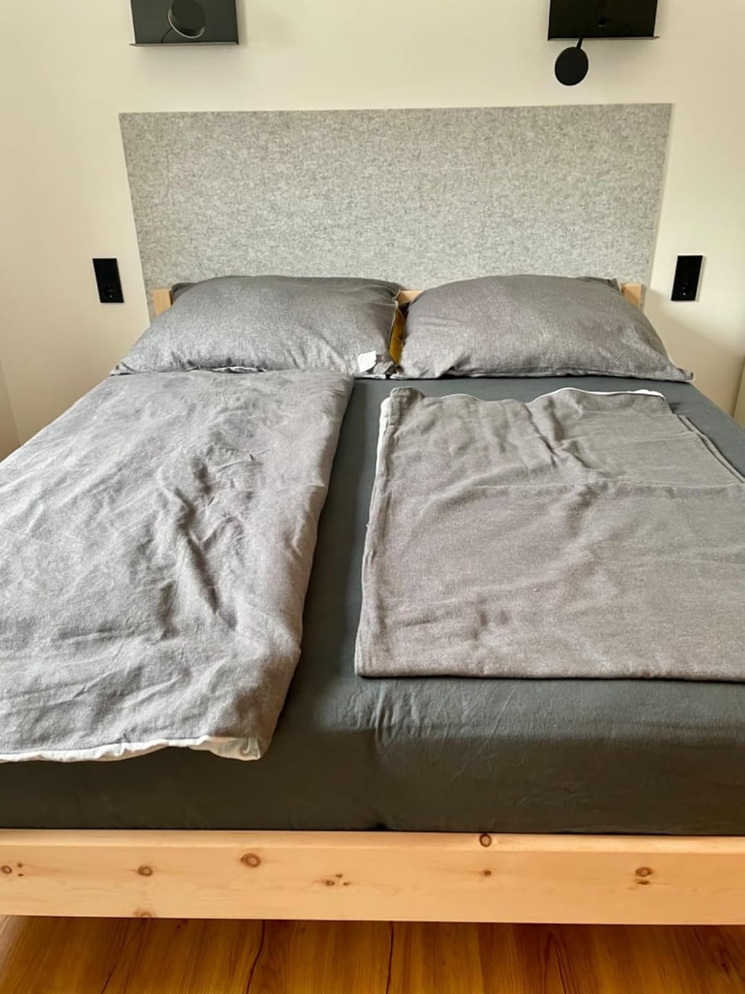 Customer photo review of Wandschutz Filz - Grau