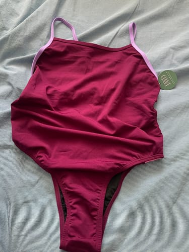 Customer photo review of LENNOX ONE PIECE - Sangria|Lilac Haze