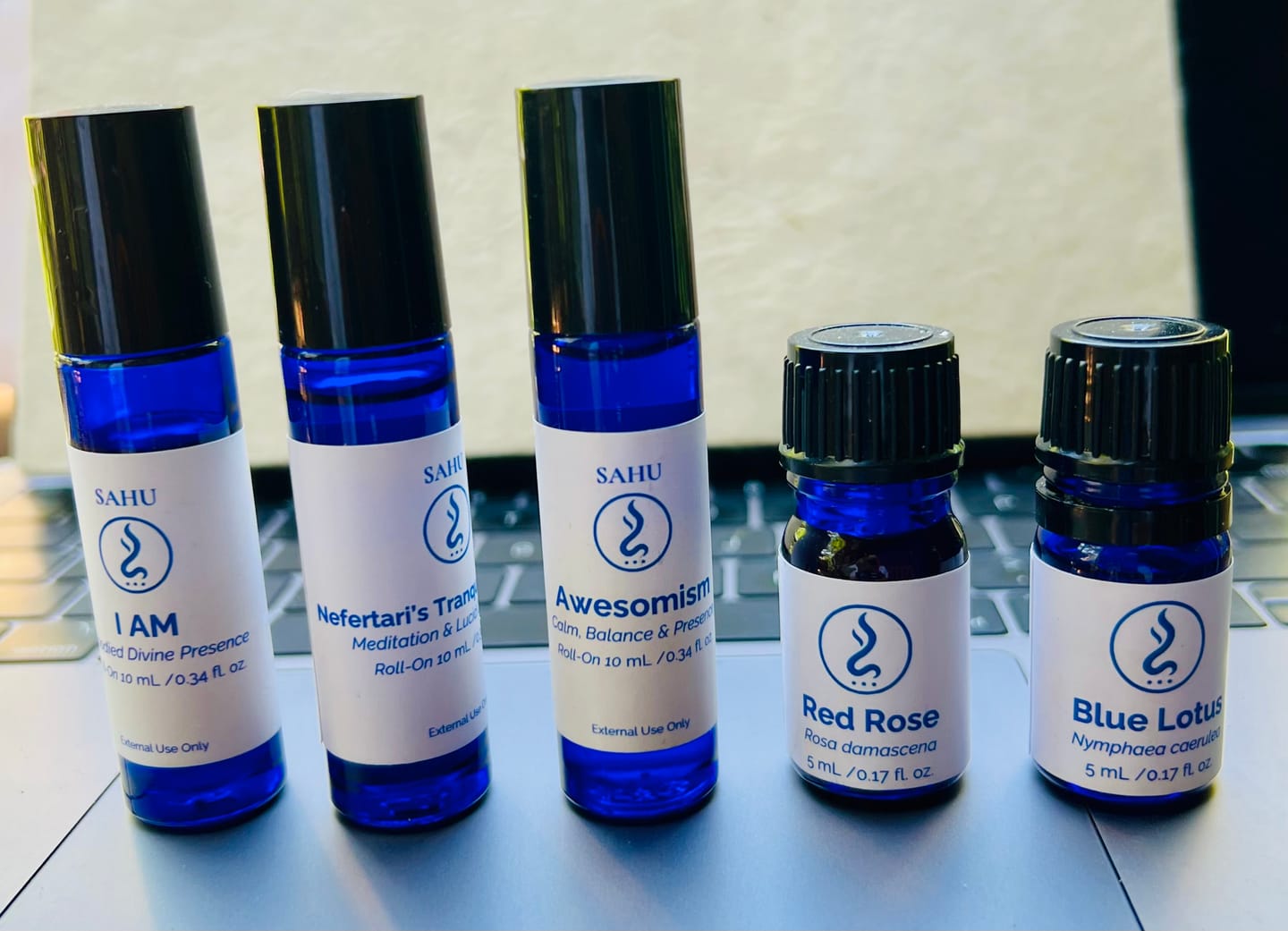 Customer photo review of True Egyptian Blue Lotus Oil 5 mL | Cold-Pressed