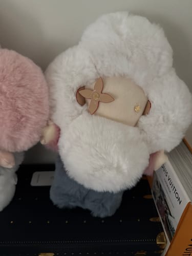 Customer photo review of CUSTOM VIVIENNE WHITE PLUSH